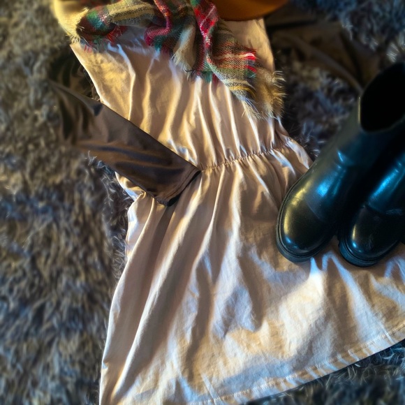 H&M Paper Bag Dress - Picture 1 of 3